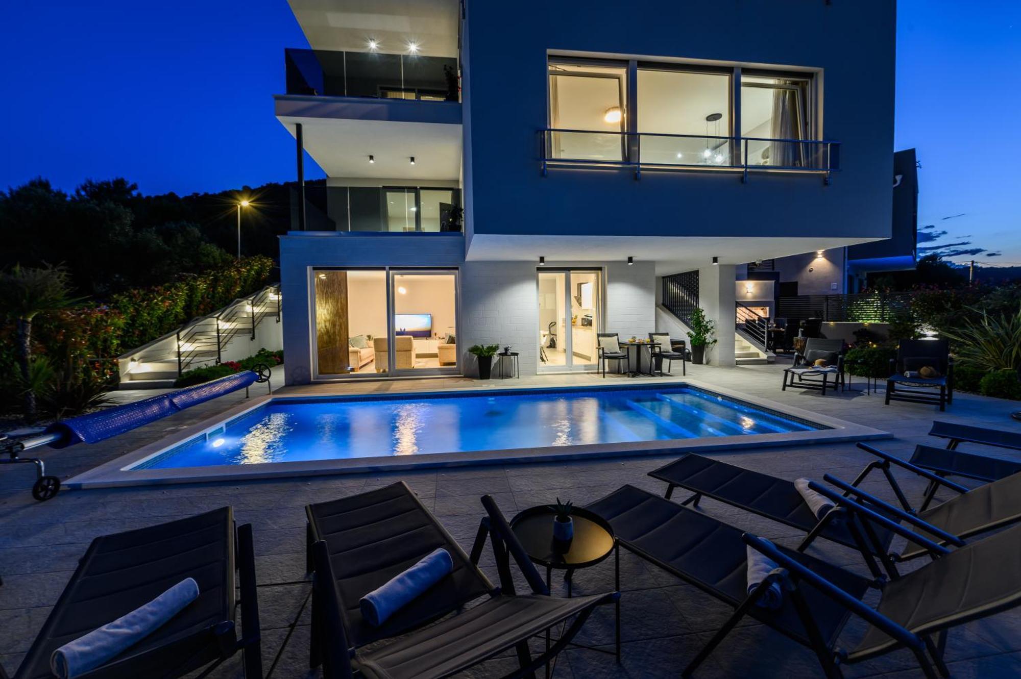 Villa Kapetanova Lanterna Luxury Apartment Barka With Heated Pool Vinišće Buitenkant foto